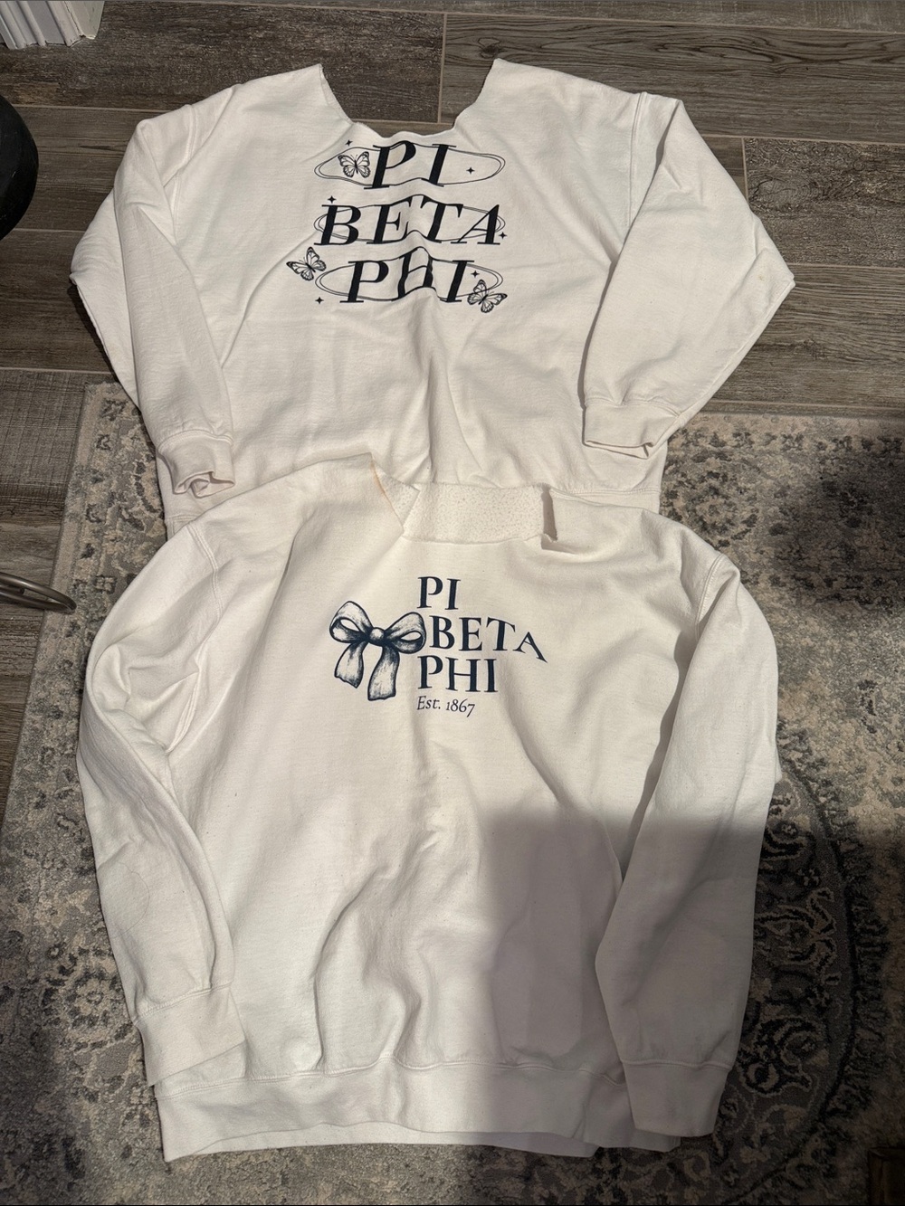 White Crewneck Sweatshirt with Navy Print